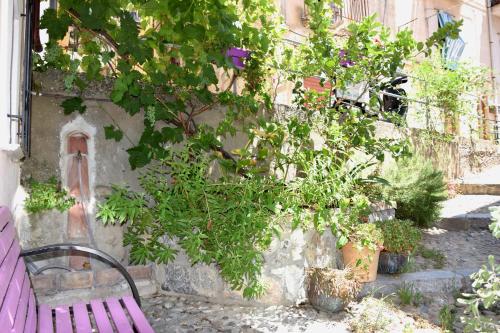 La Casa del Geko – Cefalu, CA