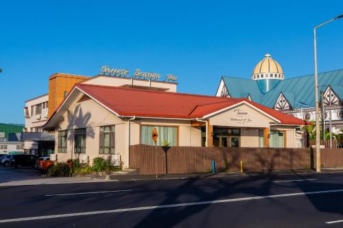 Exterior view, Tauese Seaview Hotel in Apia
