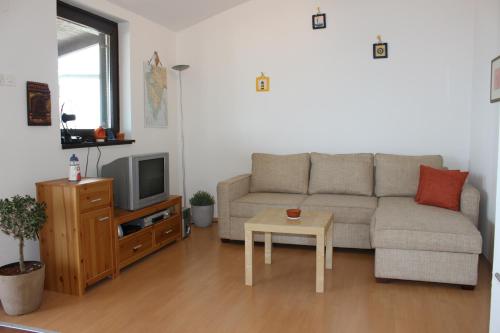  Apartment Ani 2, Pension in Ravni