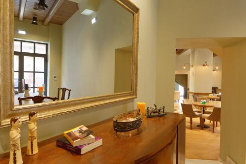 Ionia Suites - image 8