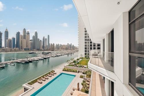Luxury 2BR Retreat Gorgeous Beach & Skyline Views, Dubaj (zdjęcie 7)
