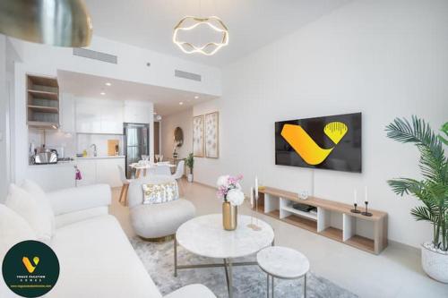 VOGUE DOWNTOWN VIEWS II Luxurious One Bedroom Apartment with Balcony and full Amenities, Opposite Dubai Mall Skybridge, Walkable to Burj Khalifa, Dubai (foto 2)