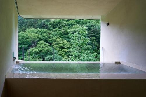 四万温泉ゆずりは