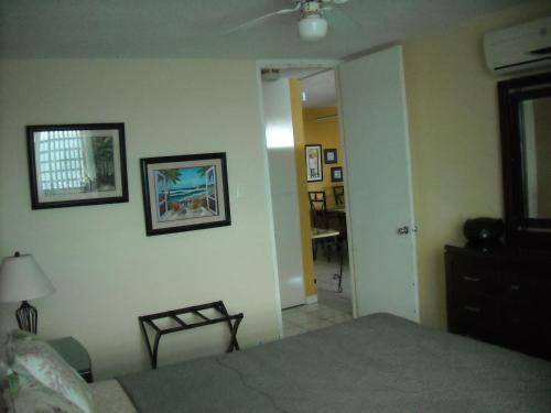 Ocean Front Apartment - image 7