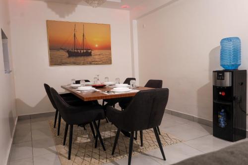 Зручності, Palm Terraces 3BR All en-suite Beach view apartment - Nyali in Момбаса