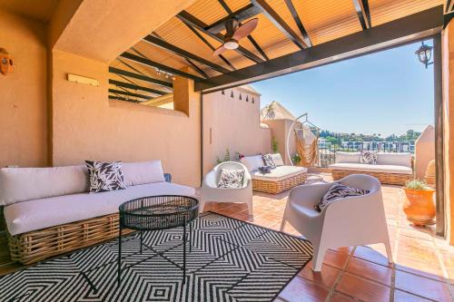 Penthouse Cartuja del Golf in อตายาลา อิสดาเบ