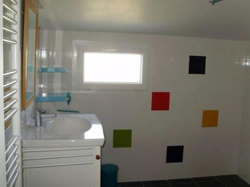 Gîte Vairé 4 pièces 6 personnes - FR-1-426-411 - image 3