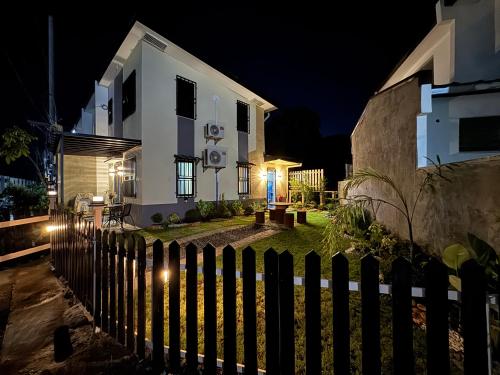 Unique Vibes Staycation in Tanza