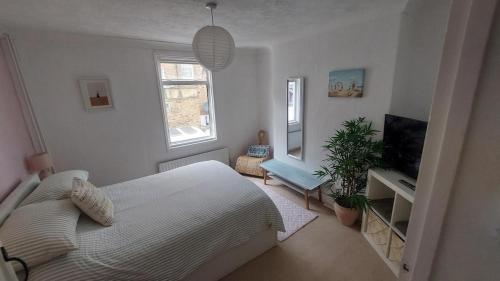Clifftop Mews - Westcliff - Ramsgate - Pet friendly!, Kent (foto 10)