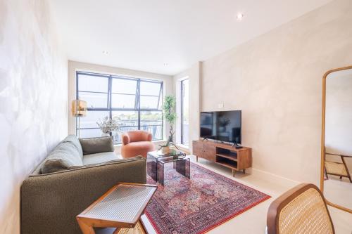 Penthouse: Peaceful 2 Bed Fulham Kensington London