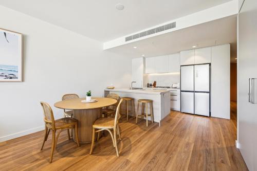 Beachfront 1-Bed Flat with Pool & Gym Access, Gold Coast (foto 6)