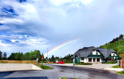 Guest house 902 Črnivec
