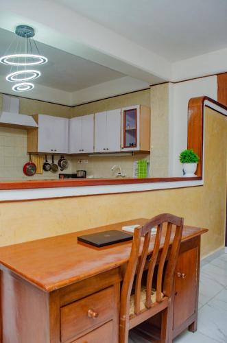Bright Diani Studio with King Bed, 2min to Beach in Mombasa