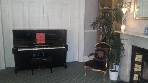 St. Aiden's Guesthouse - image 11