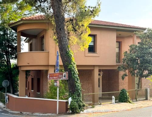 Stou Savvide - Pera Pedi Stone Manor in Perapedhi