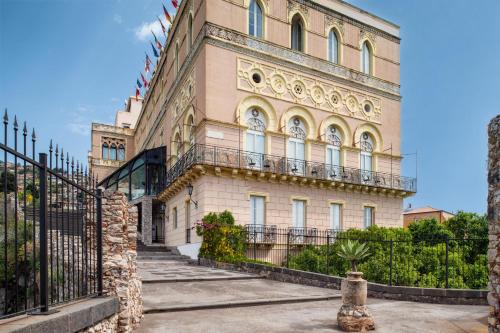 Excelsior Palace Hotel - image 2