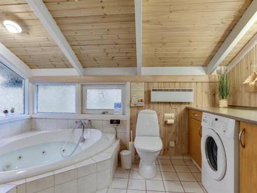 Holiday Home Berenice - 250m from the sea by Interhome in Hals