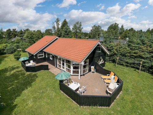 Holiday Home Hemming - from the sea by Interhome in Hals