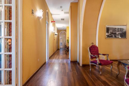 Excelsior Palace Hotel - image 5