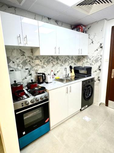 Newly Furnished, Bright and Spacious Studio in France Cluster, International City, Dubai (photo 2)