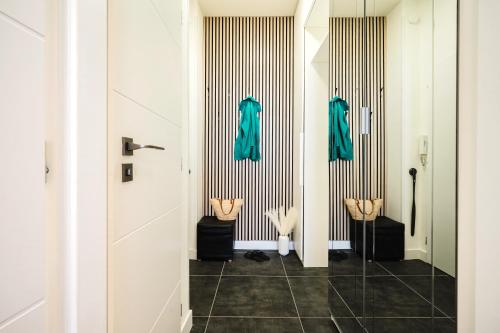 Prague Days - Studio near Vyšehrad with Smart TV and 250Mbs WiFi in Nusle - image 2