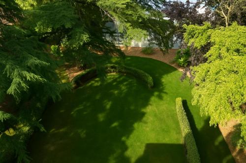 Garden, Moon & Comfort in Le Loroux-Bottereau