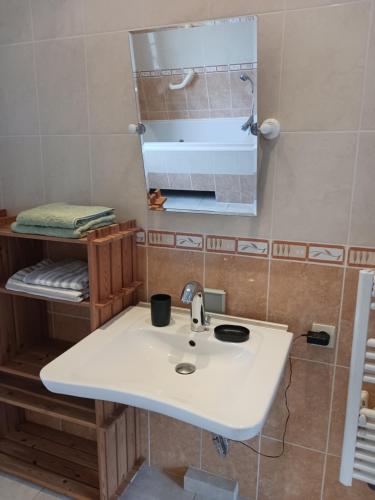 Vannas istaba, La Farfelue in Marcei