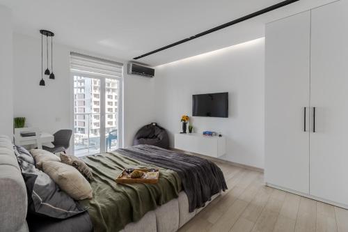 Modern apartment in a new building near the center Free parking – khách sạn tại Pidzamche