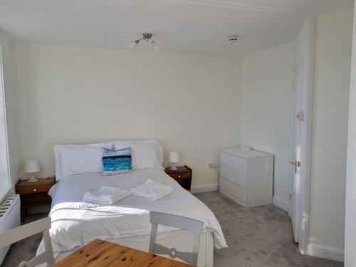 Horizon Sea View Suite - image 3