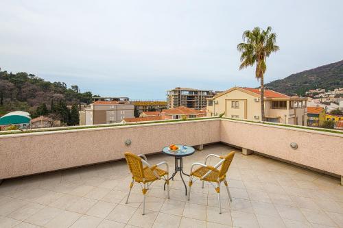 Petrovac Holiday Apartments - image 4