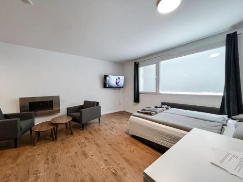 Mountain Retreat Studio: Idyllische Ferienwohnung in Saas-Fee, Pension in Saas-Fee bei Zermatt
