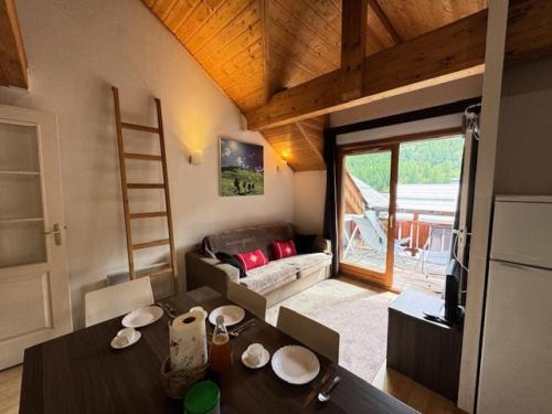 Résidence Eterlou - Appartement · Lumineux · Proche des pistes · Vue montagne MAE-4783 - Location saisonnière - Saint-Chaffrey