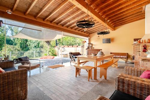 Casa de Campo do Telhado Caldelas in กาลเดลาส