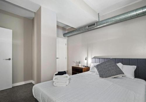 Cleveland Vibes - Modern 2 BDR Apartment Downtown, Cleveland (photo 3)