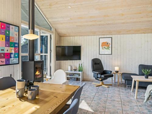 Holiday Home Persa - from the sea by Interhome in Hals