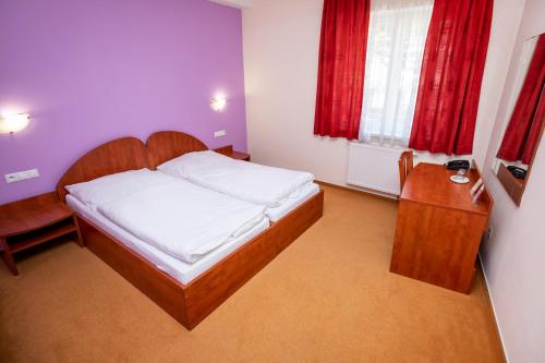 Hotel Boss - image 3
