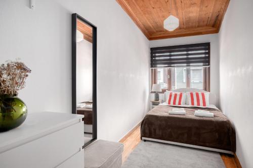 Detached Triplex with Garden Terrace, Стамбул (фото 7)