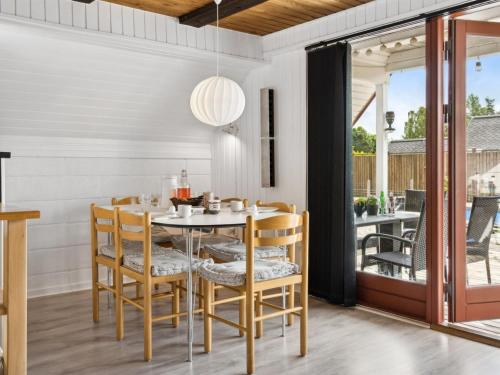 Holiday Home Gunhilde - 6km from the sea by Interhome in Glesborg