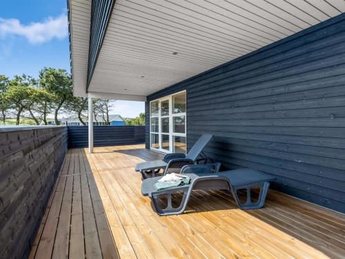 Holiday Home Emeli - 400m from the sea by Interhome in Hvide Sande