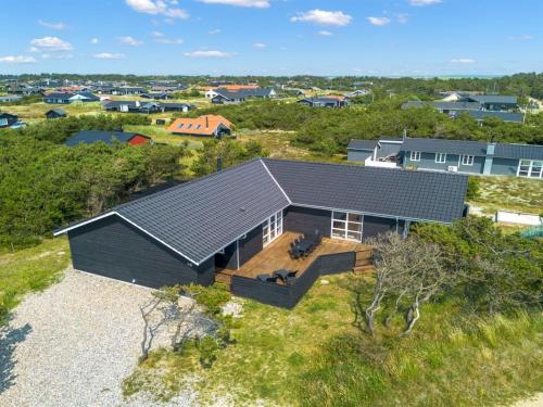 Holiday Home Emeli - 400m from the sea by Interhome in Hvide Sande