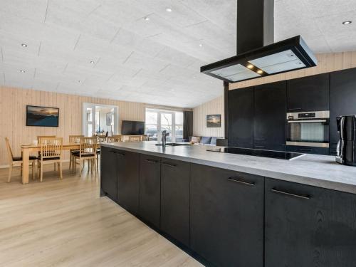 Holiday Home Emeli - 400m from the sea by Interhome in Hvide Sande