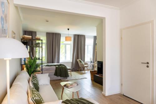 CY Neustadt - Balkon - Innenstadt - Altbau, Brema (foto 3)