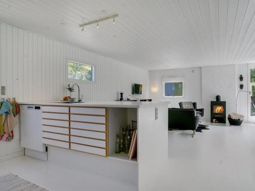 Holiday Home Sighwith - 500m from the sea by Interhome in Hals