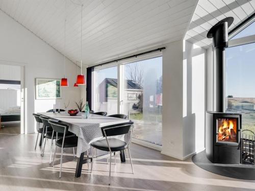 Holiday Home Timmi - 100m from the sea by Interhome in Hals