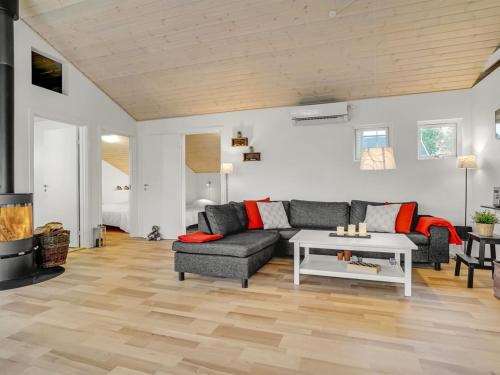 Holiday Home Ayen - 1-5km from the sea by Interhome in 哈爾斯