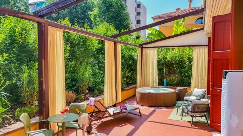 Exterior view, Terrazza Mazzini 53 - Jacuzzi & Parking in East Bologna