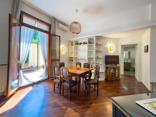 Facilities, Terrazza Mazzini 53 - Jacuzzi & Parking in East Bologna