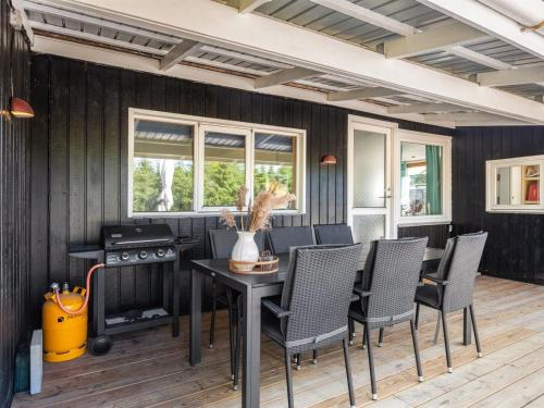 Holiday Home Landolf - 250m from the sea by Interhome in Hals