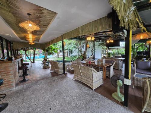 OASIS Phuket Airport near Wat Muang Mai