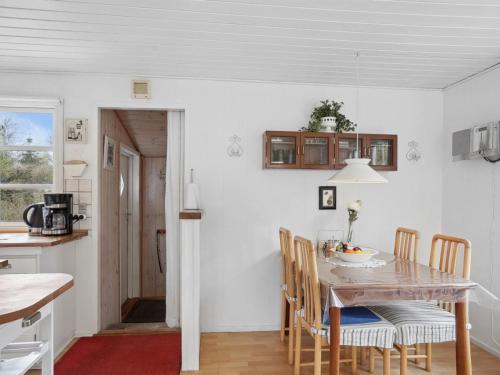 Holiday Home Gia - 1-3km from the sea by Interhome in 哈爾斯